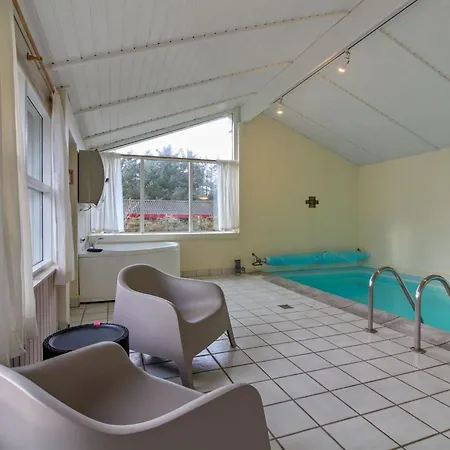 度假居 Panu - 600m From The Sea By Interhome 洛肯