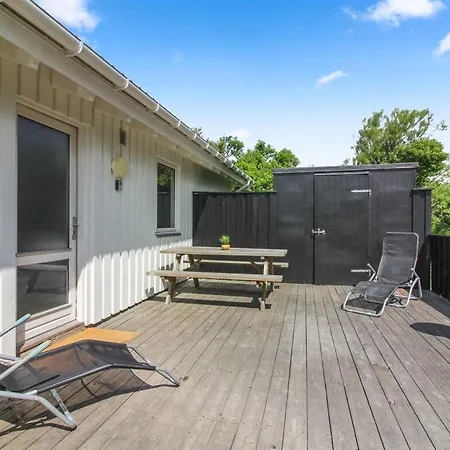 Holiday home Panu - 600m From The Sea By Interhome Lokken