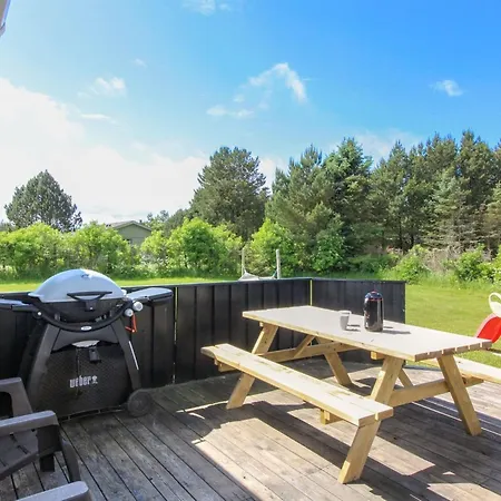 Panu - 600m From The Sea By Interhome